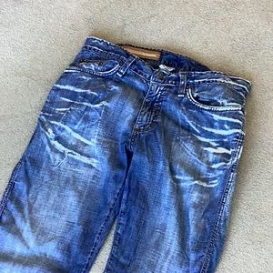 Marchandises de Damage Distressed Jeans PRICE REDUCED